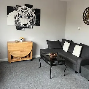  Apartment Solihull